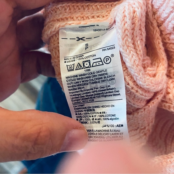 Gap Pink Sweater Sz S - Picture 7 of 7